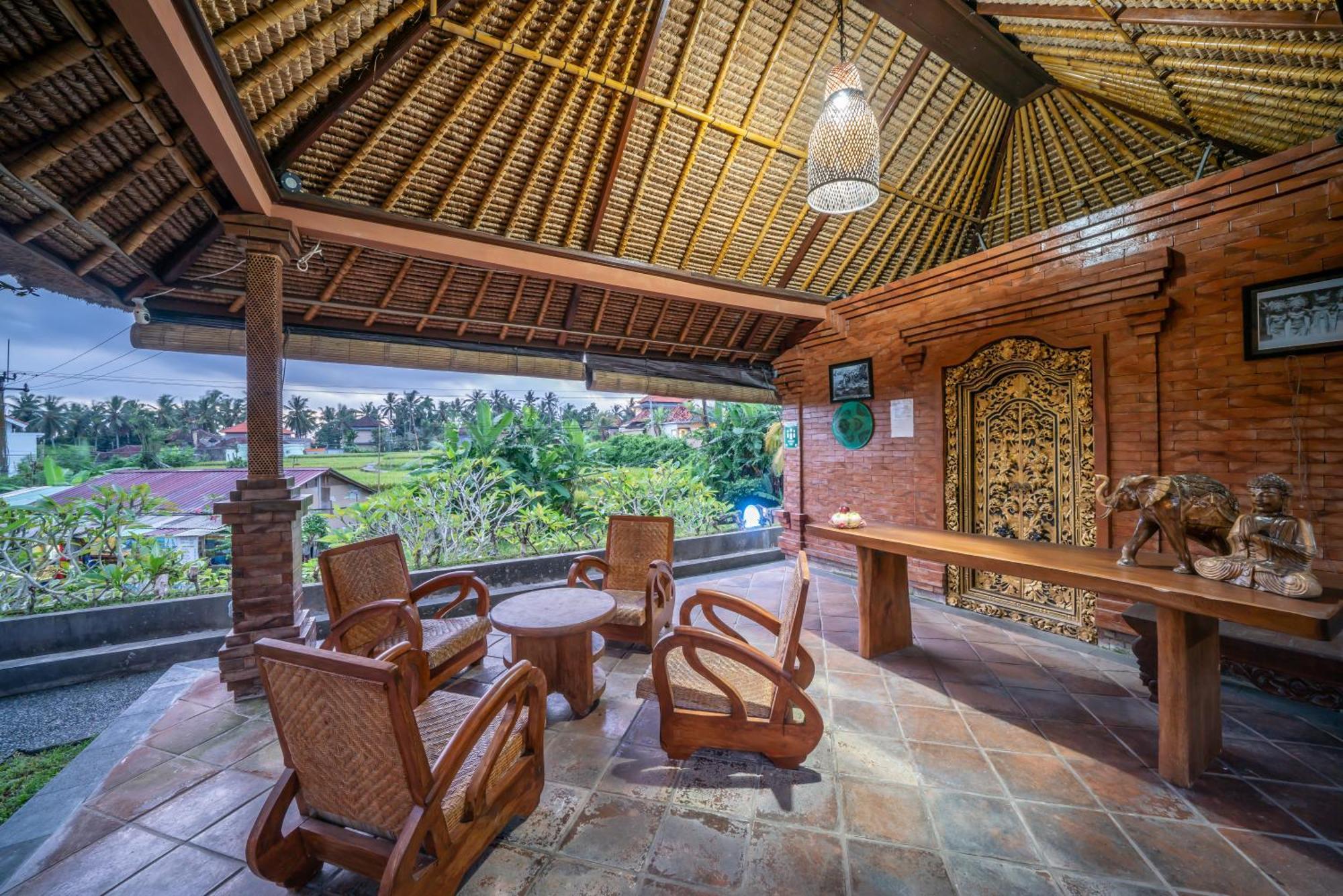 Umah Dangin Guest House Ubud Exterior foto