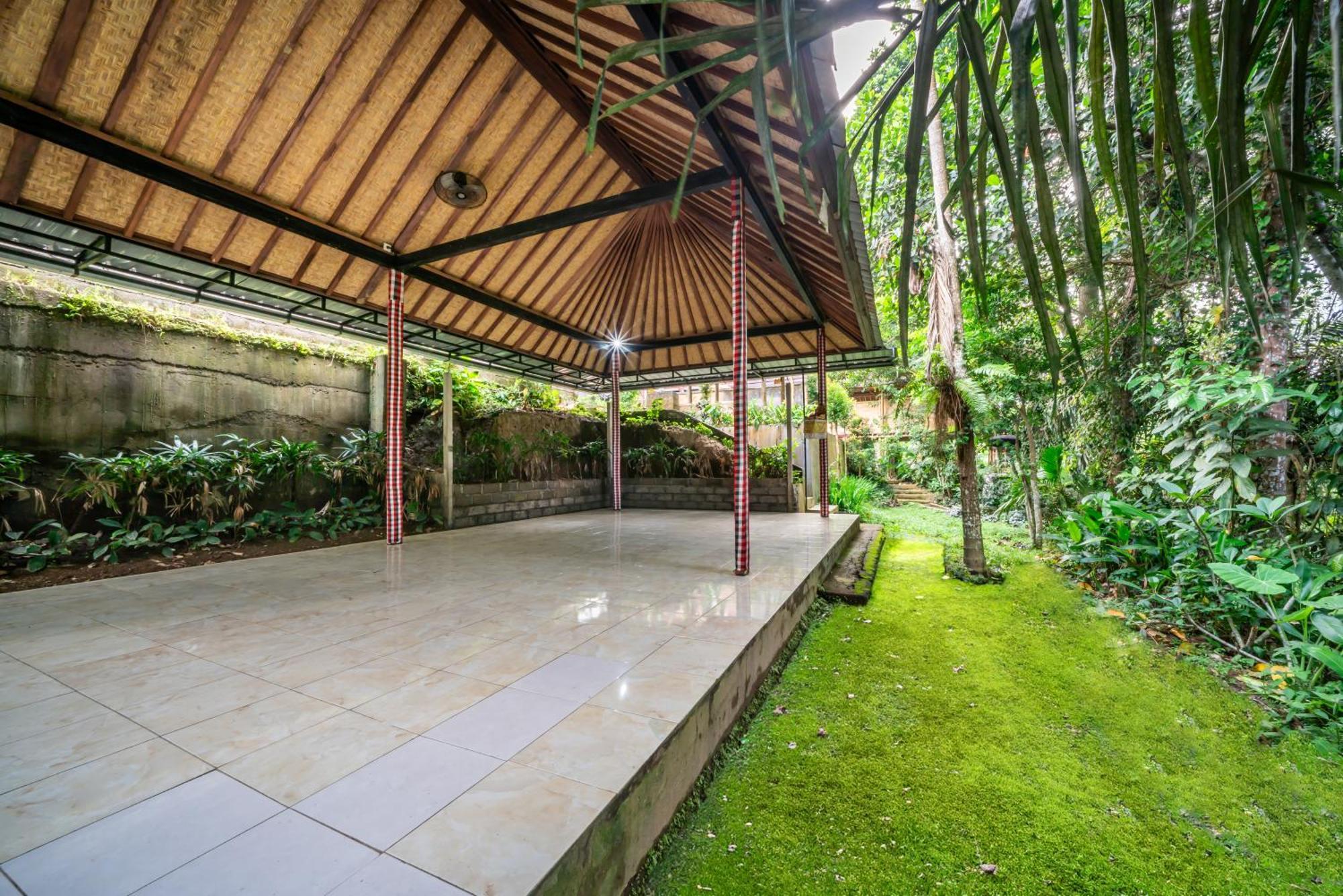 Umah Dangin Guest House Ubud Exterior foto