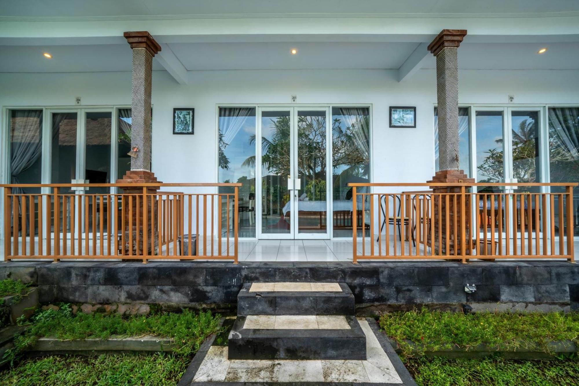 Umah Dangin Guest House Ubud Exterior foto