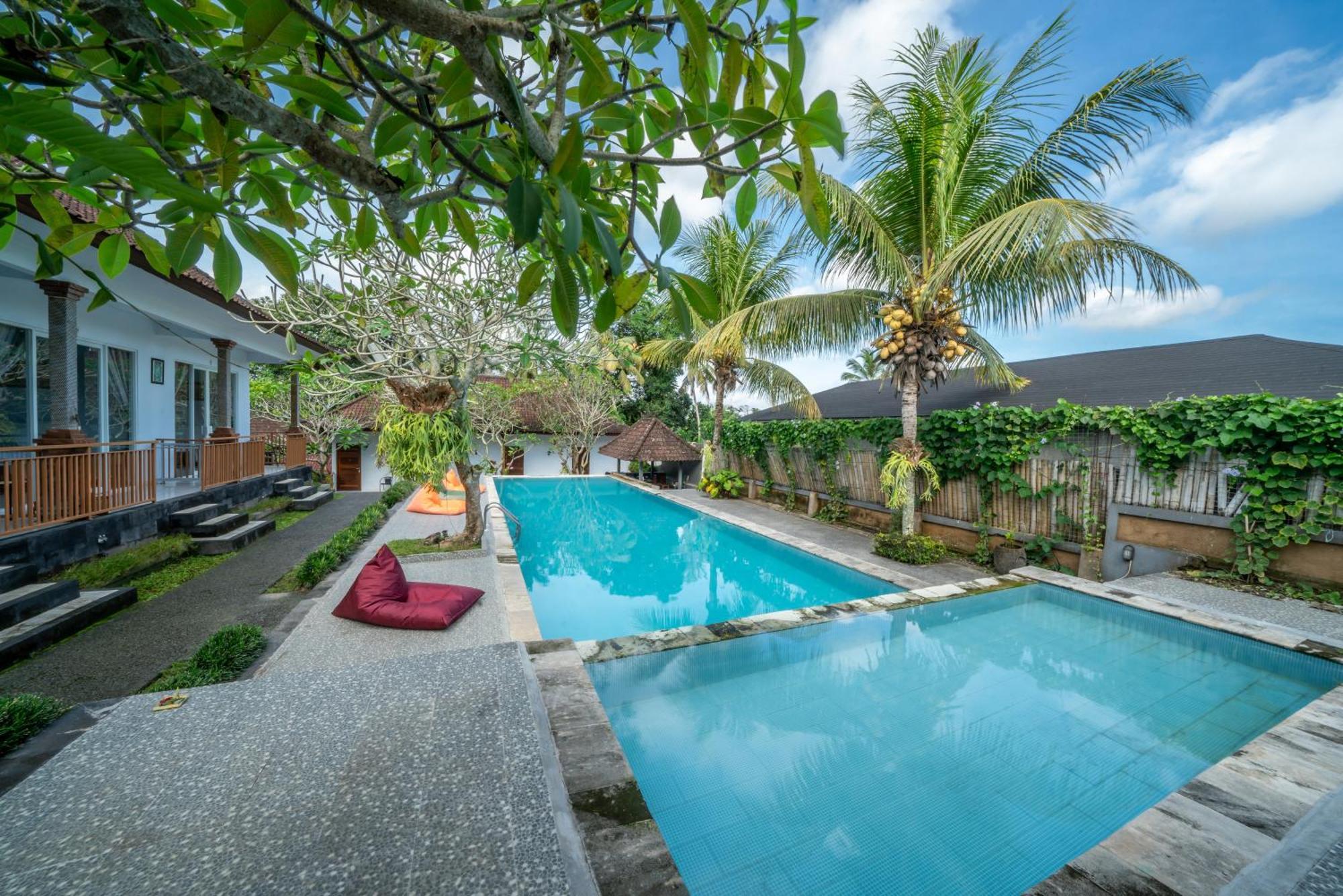 Umah Dangin Guest House Ubud Exterior foto